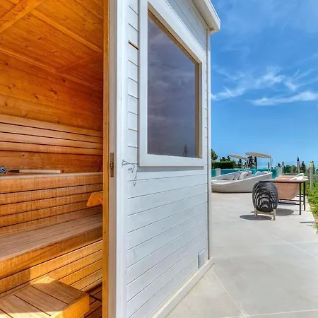 Villa Espectacular In Higueron Benalmádena